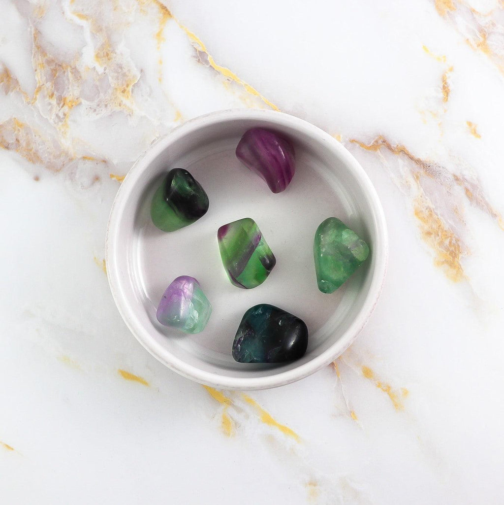 Pierre roulée en Fluorite multicolore-0